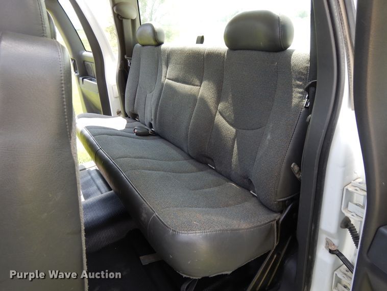 image for item DE5803 2005 Chevrolet Silverado 1500  Ext. Cab pickup truck