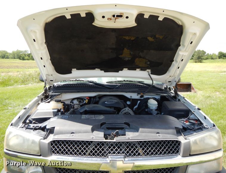 image for item DE5803 2005 Chevrolet Silverado 1500  Ext. Cab pickup truck