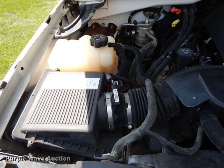 image for item DE5803 2005 Chevrolet Silverado 1500  Ext. Cab pickup truck