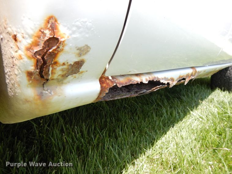 image for item DE5803 2005 Chevrolet Silverado 1500  Ext. Cab pickup truck