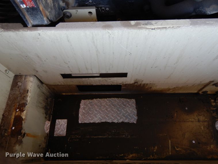 image for item DE5806 2000 Ingersoll Rand HP300WCU  air compressor