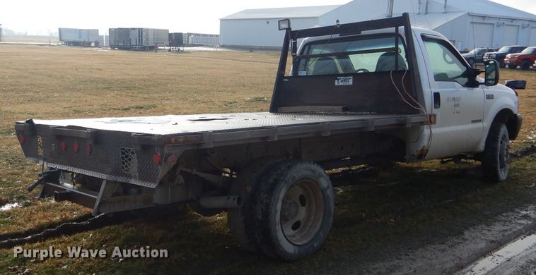 image for item DF3012 2000 Ford F550 Super Duty flatbed truck