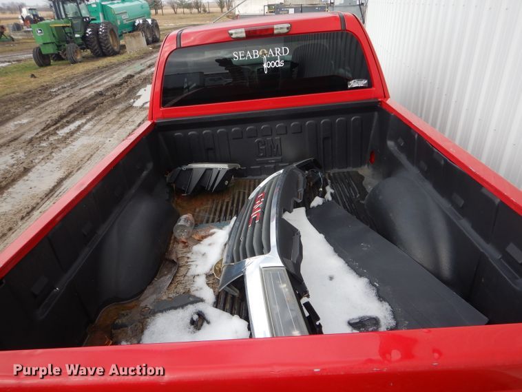 image for item DF3016 2008 GMC Canyon SL Ext. Cab pickup truck