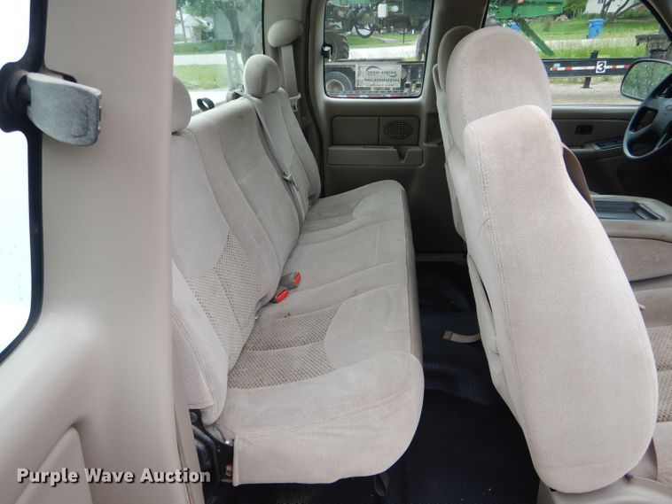 image for item DF3189 2006 Chevrolet Silverado 1500  Ext. Cab pickup truck