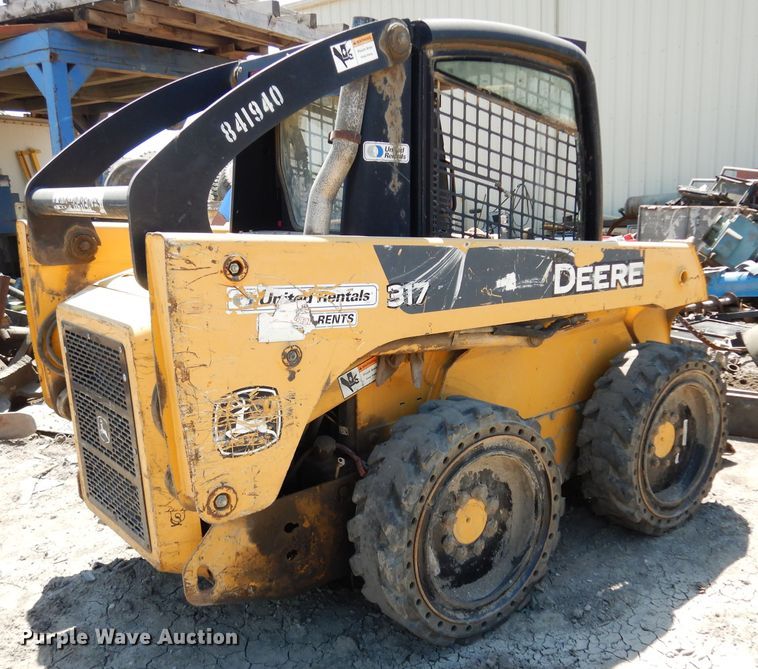 image for item DF4116 2006 John Deere 317  skid steer loader