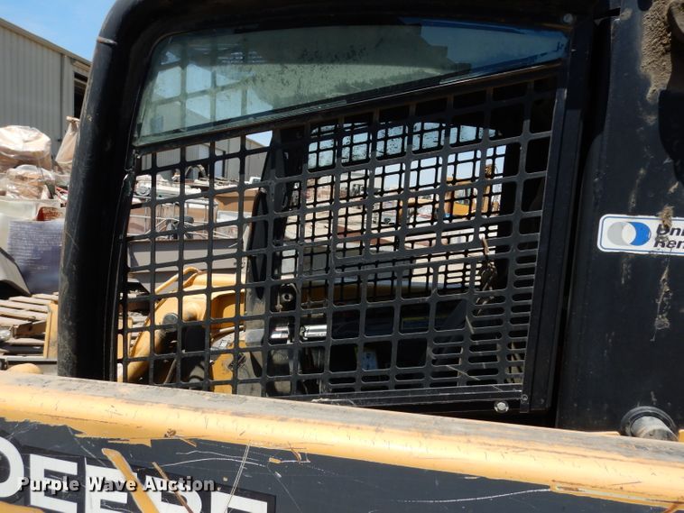 image for item DF4116 2006 John Deere 317  skid steer loader