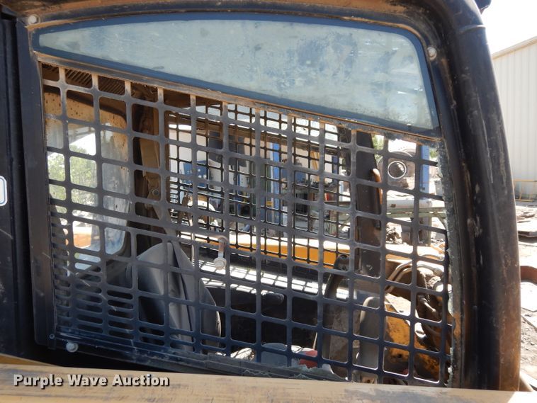 image for item DF4116 2006 John Deere 317  skid steer loader