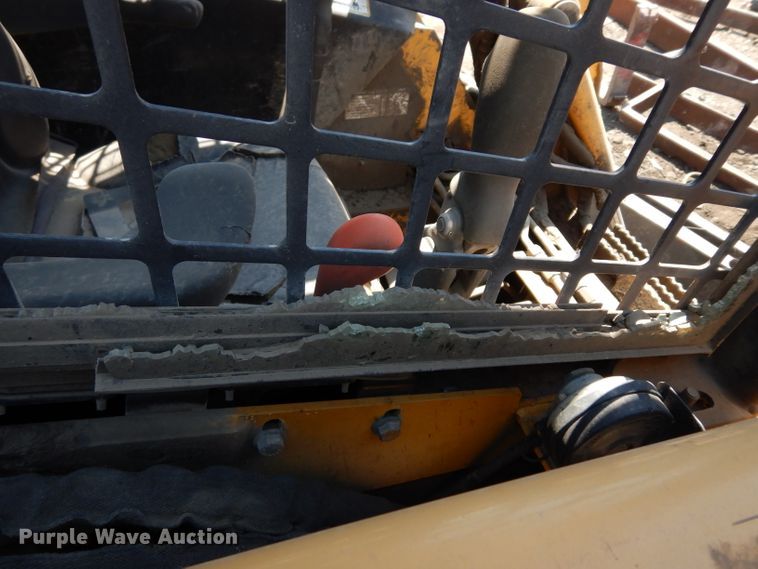 image for item DF4116 2006 John Deere 317  skid steer loader