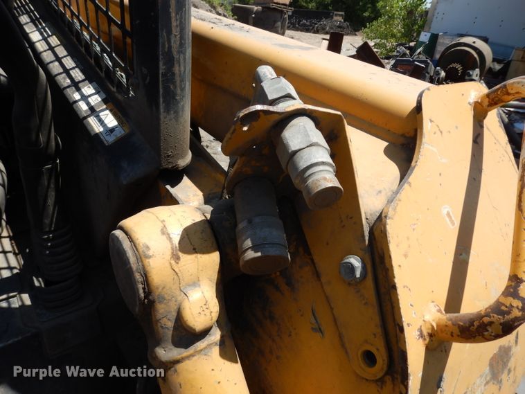 image for item DF4116 2006 John Deere 317  skid steer loader