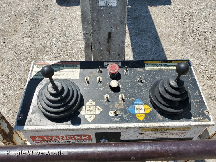 image for item DF8942 1997 Snorkelift ATR60  boom lift