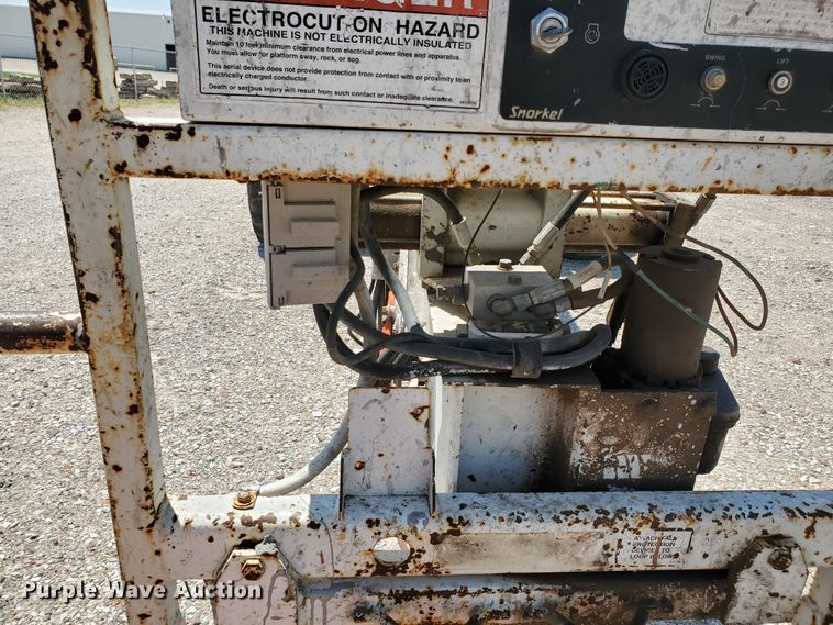 image for item DF8942 1997 Snorkelift ATR60  boom lift