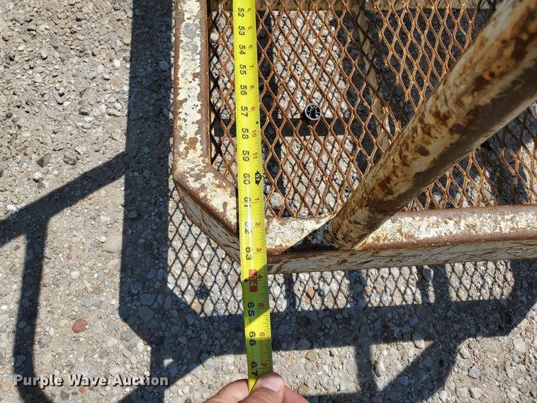 image for item DF8942 1997 Snorkelift ATR60  boom lift