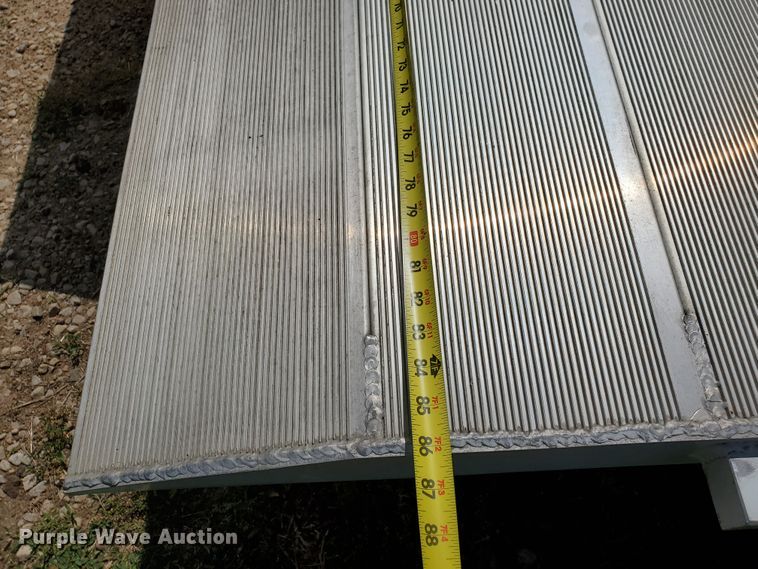 image for item DF8956 2002 Freightliner MT55  delivery truck