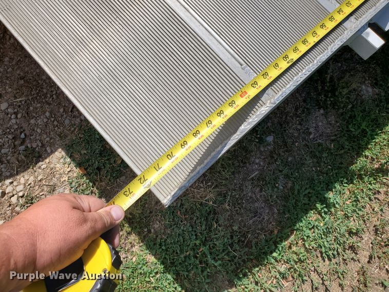 image for item DF8956 2002 Freightliner MT55  delivery truck