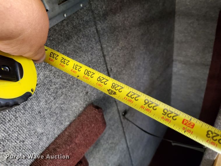 image for item DF8956 2002 Freightliner MT55  delivery truck