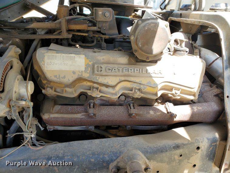 image for item DF8958 1988 Ford 8000  bucket truck