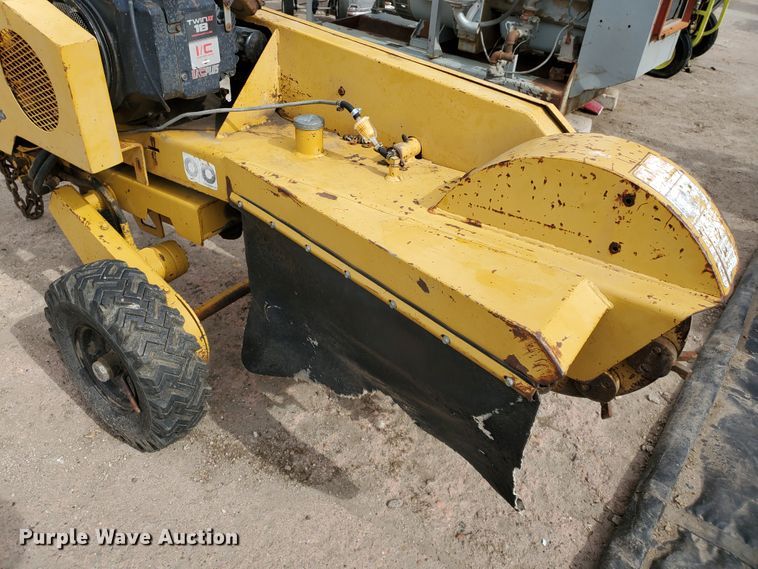 image for item DF8982 1988 Vermeer 186 stump grinder
