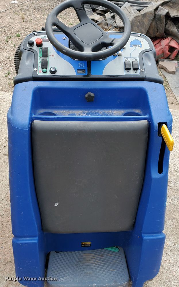 image for item DF8985 Floor cleaning equipment