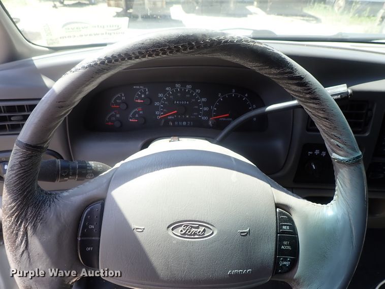 image for item DG2231 2001 Ford Excursion  SUV