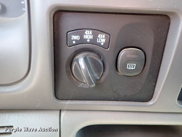 image for item DG2231 2001 Ford Excursion  SUV