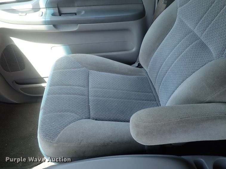 image for item DG2231 2001 Ford Excursion  SUV