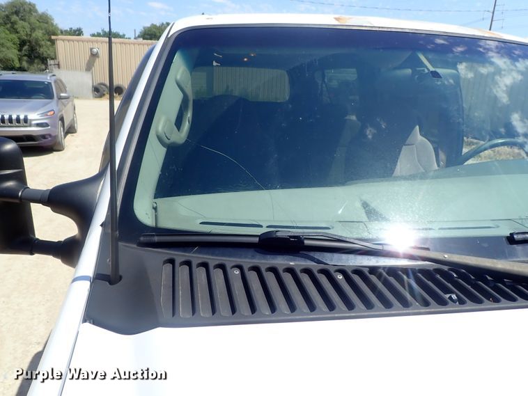 image for item DG2231 2001 Ford Excursion  SUV