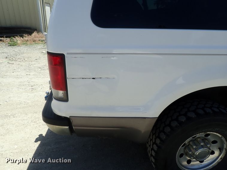 image for item DG2231 2001 Ford Excursion  SUV