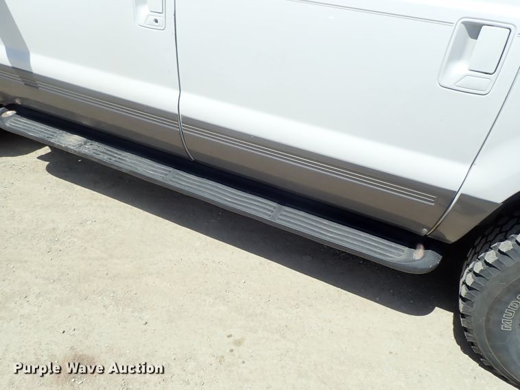 image for item DG2231 2001 Ford Excursion  SUV