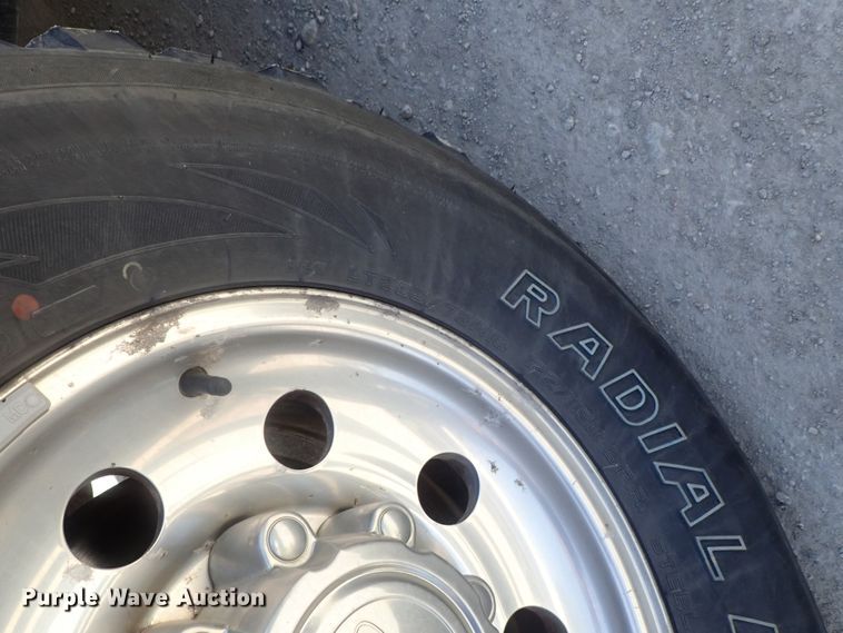 image for item DG2231 2001 Ford Excursion  SUV