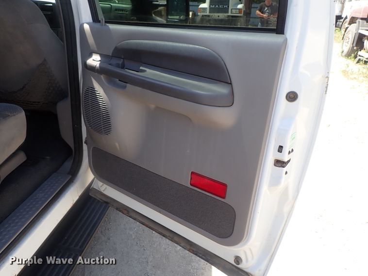 image for item DG2231 2001 Ford Excursion  SUV