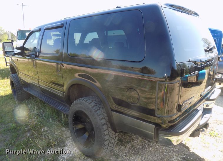 image for item DG2594 2004 Ford Excursion XLT  SUV
