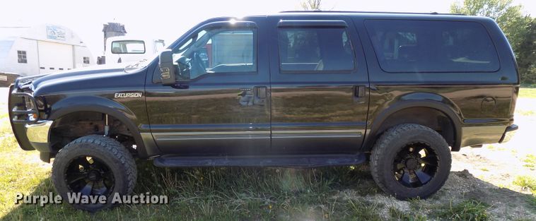 image for item DG2594 2004 Ford Excursion XLT  SUV