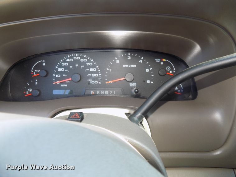 image for item DG2594 2004 Ford Excursion XLT  SUV