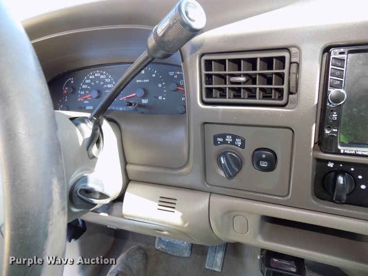 image for item DG2594 2004 Ford Excursion XLT  SUV