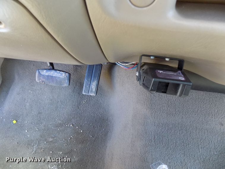 image for item DG2594 2004 Ford Excursion XLT  SUV