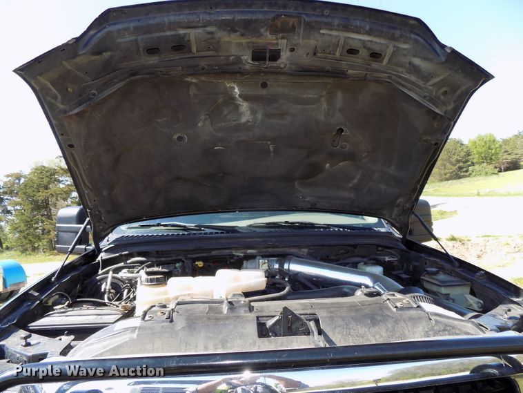 image for item DG2594 2004 Ford Excursion XLT  SUV