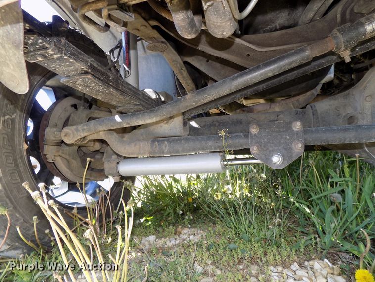 image for item DG2594 2004 Ford Excursion XLT  SUV