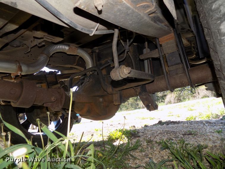 image for item DG2594 2004 Ford Excursion XLT  SUV