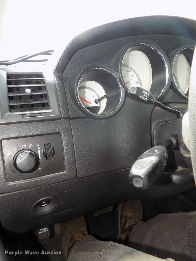 image for item DG2607 2010 Dodge Charger