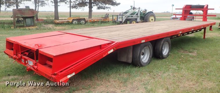 image for item DG3158 2005 QWS Express equipment trailer