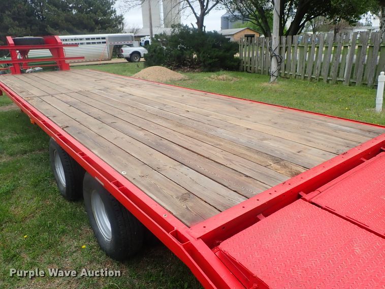 image for item DG3158 2005 QWS Express equipment trailer