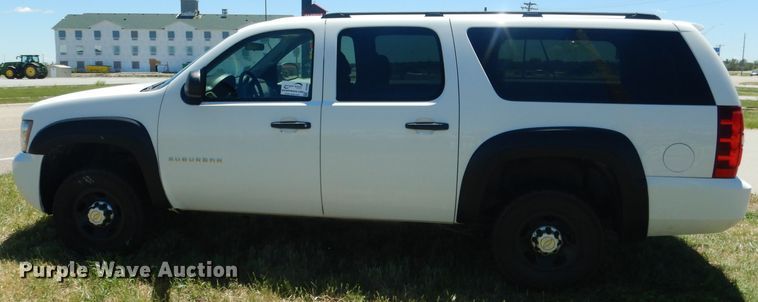 image for item DG5985 2013 Chevrolet Suburban K2500  SUV