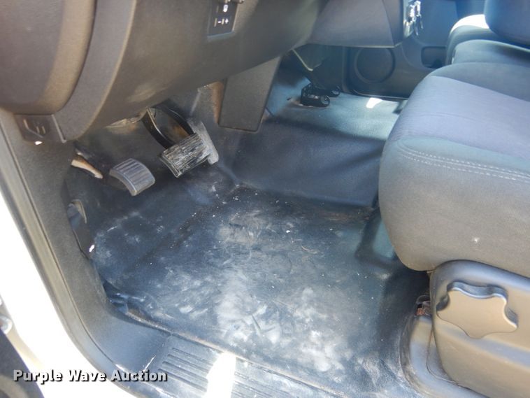 image for item DG5985 2013 Chevrolet Suburban K2500  SUV