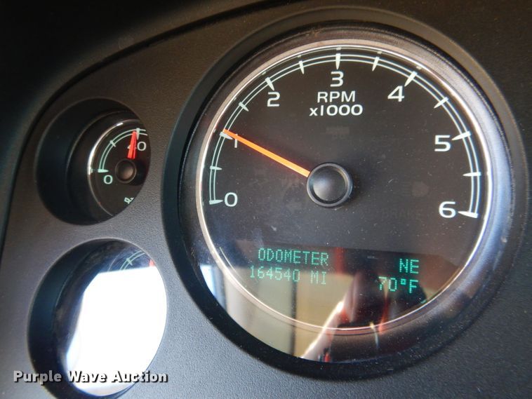 image for item DG5985 2013 Chevrolet Suburban K2500  SUV