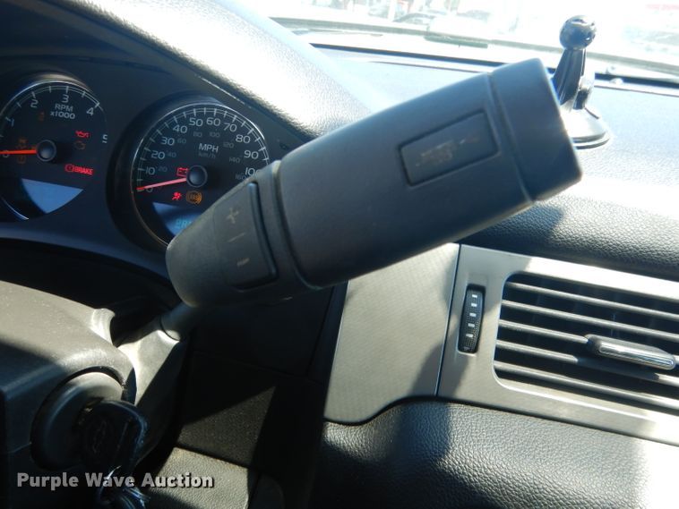 image for item DG5985 2013 Chevrolet Suburban K2500  SUV