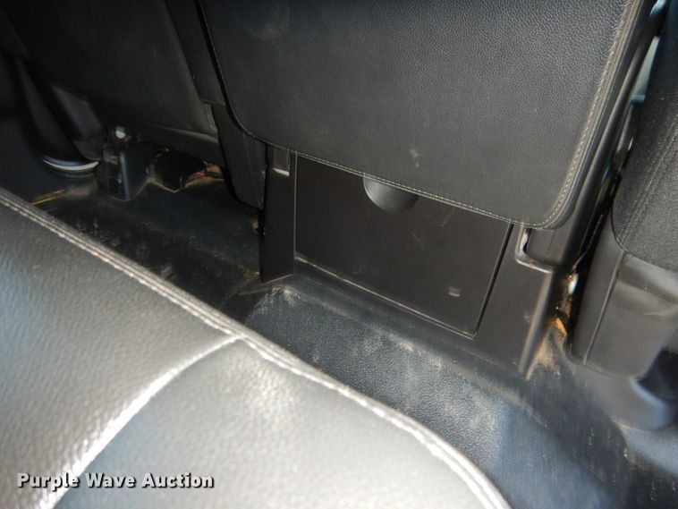 image for item DG5985 2013 Chevrolet Suburban K2500  SUV