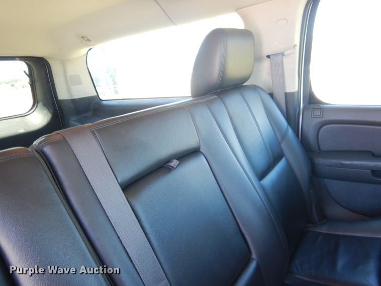 image for item DG5985 2013 Chevrolet Suburban K2500  SUV