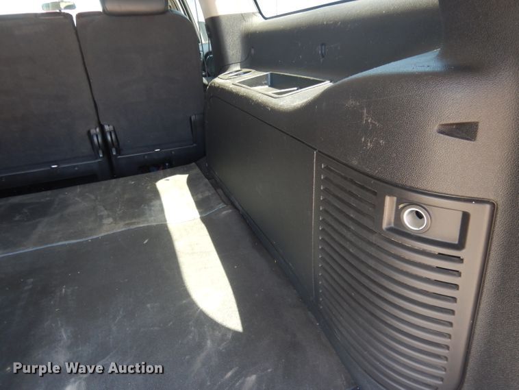 image for item DG5985 2013 Chevrolet Suburban K2500  SUV