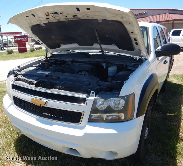 image for item DG5985 2013 Chevrolet Suburban K2500  SUV