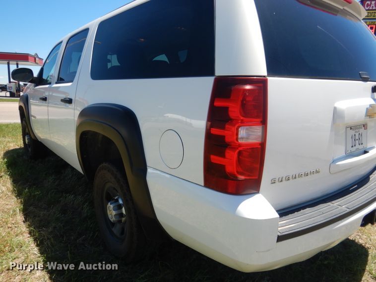 image for item DG5985 2013 Chevrolet Suburban K2500  SUV